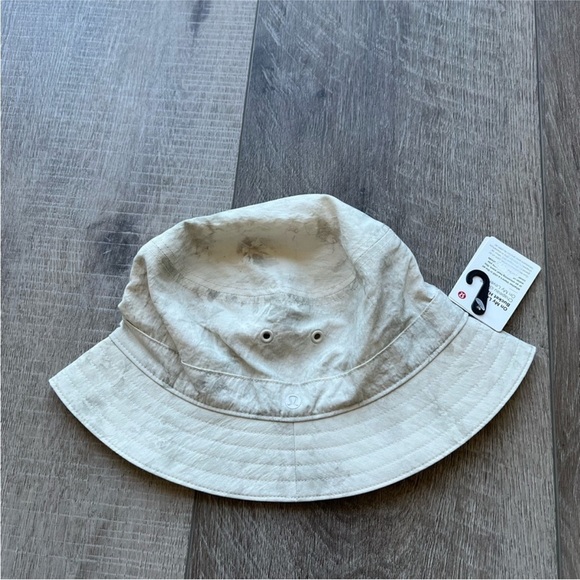 Lululemon On My Level Bucket Hat in Aquila White Opal Multi Size S/M main image 5